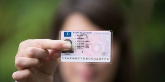 Un permis de conduire étranger permet-il de conduire en France ?